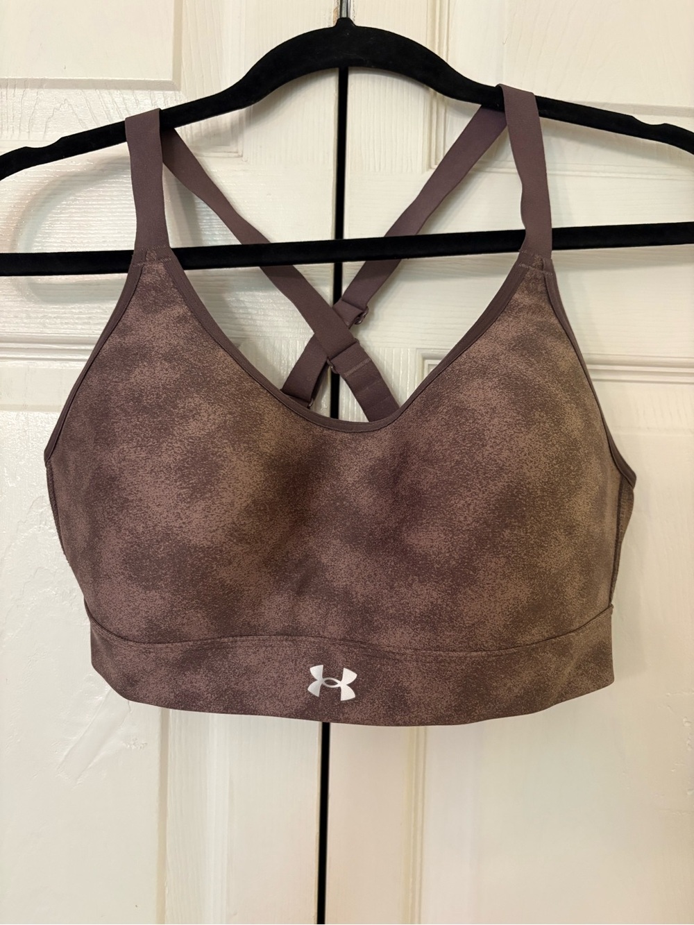Under Armour Women's Mauve Brown Sports Bra with Crossback Straps Med